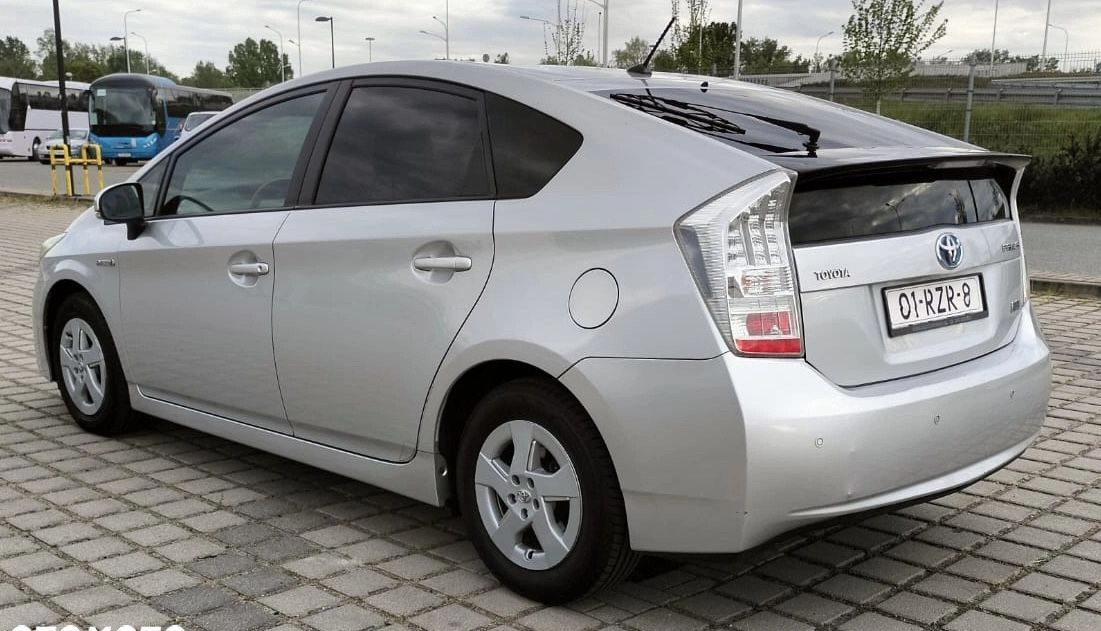 Toyota Prius cena 29900 przebieg: 326000, rok produkcji 2011 z Wrocław małe 37